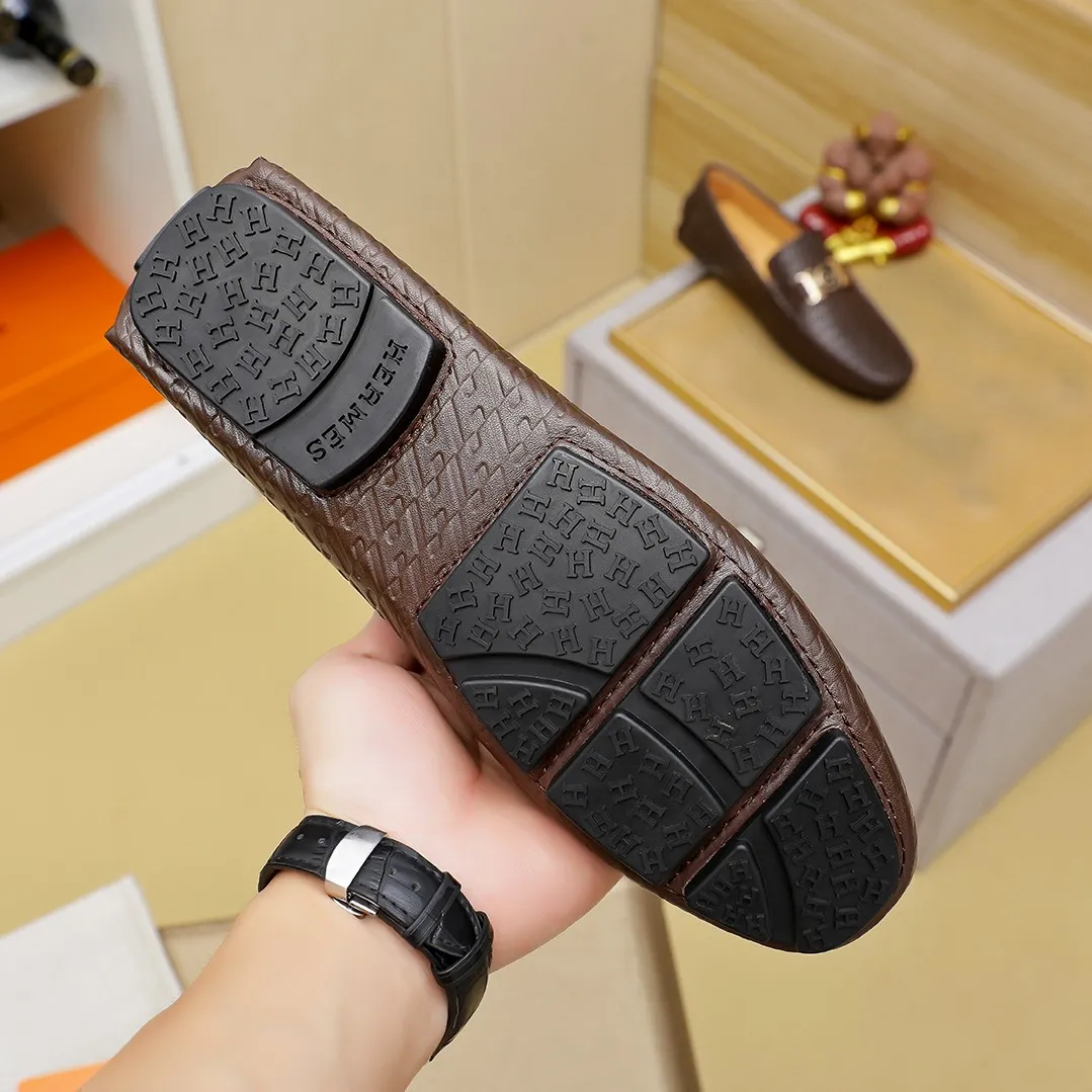 Men's shoes 💰360 🕷🕷【HERMES】The same style as Hermès counters🇨🇳Classic slip-on shoes 1:1 mold opening💯Original quality🍓Using imported first-layer cowhide🍅Pigskin lining🌶🌶Super high-end men's leather shoes🇨🇳Solid and stable Very special🍇2 colors, optional! Code number 38-45……
